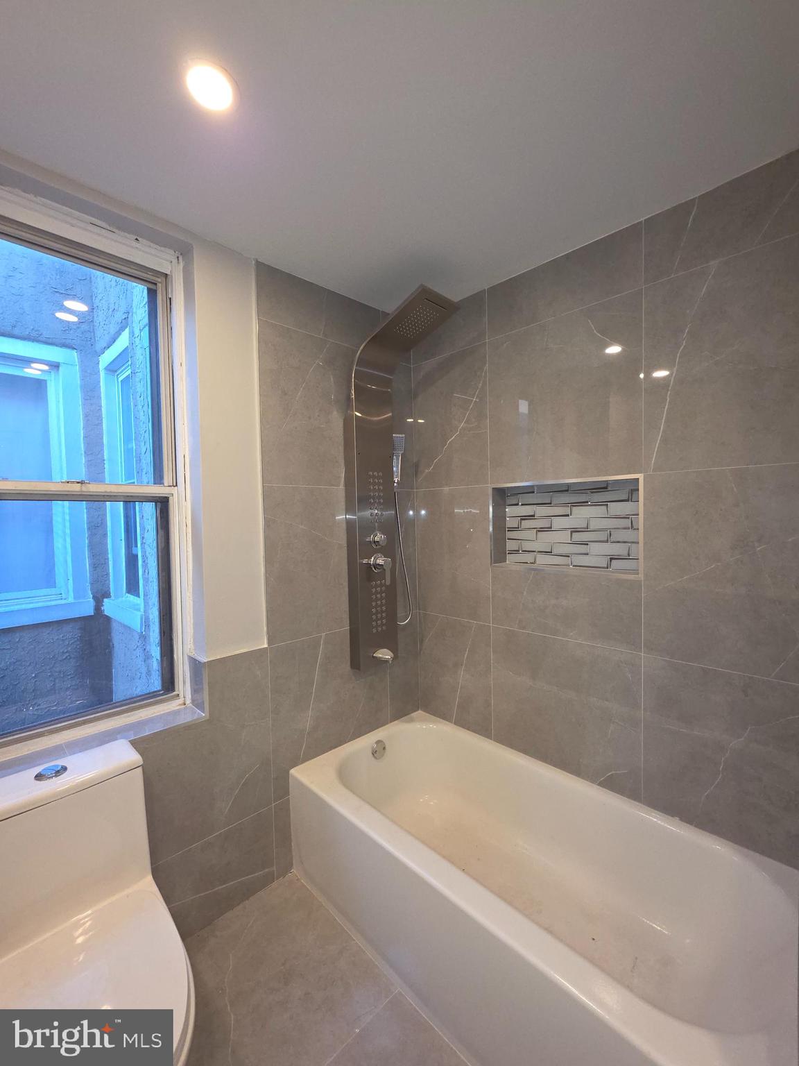 122 N 54TH STREET