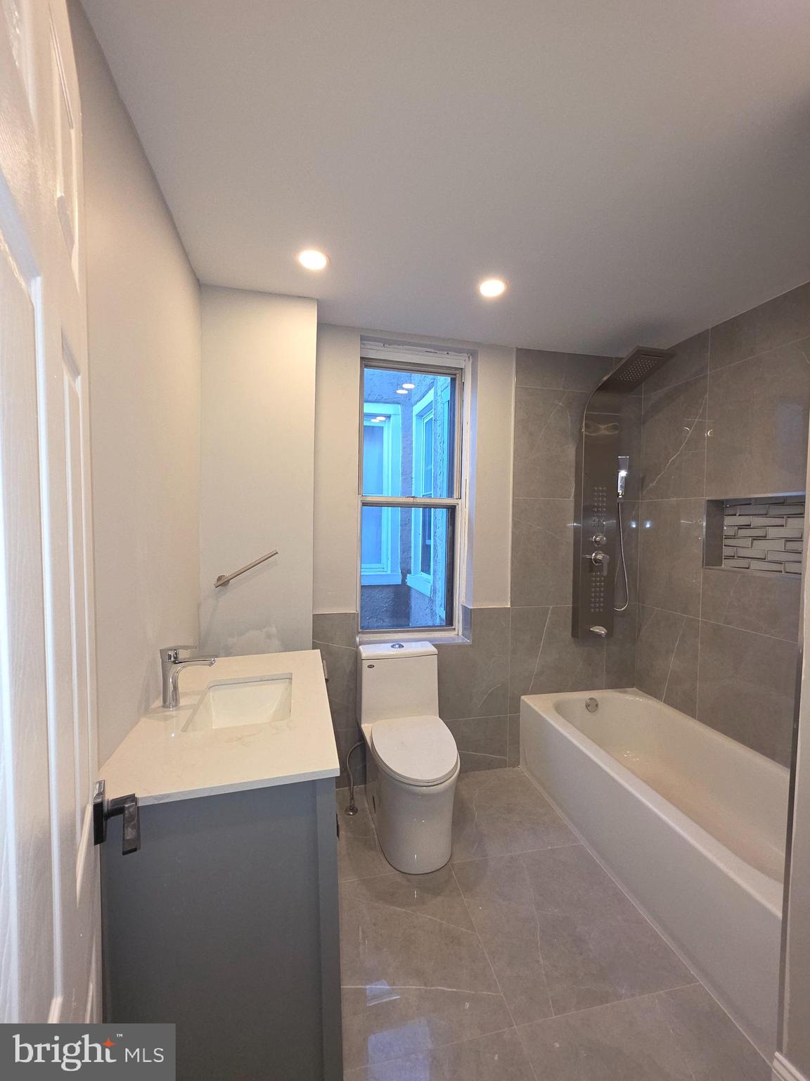 122 N 54TH STREET