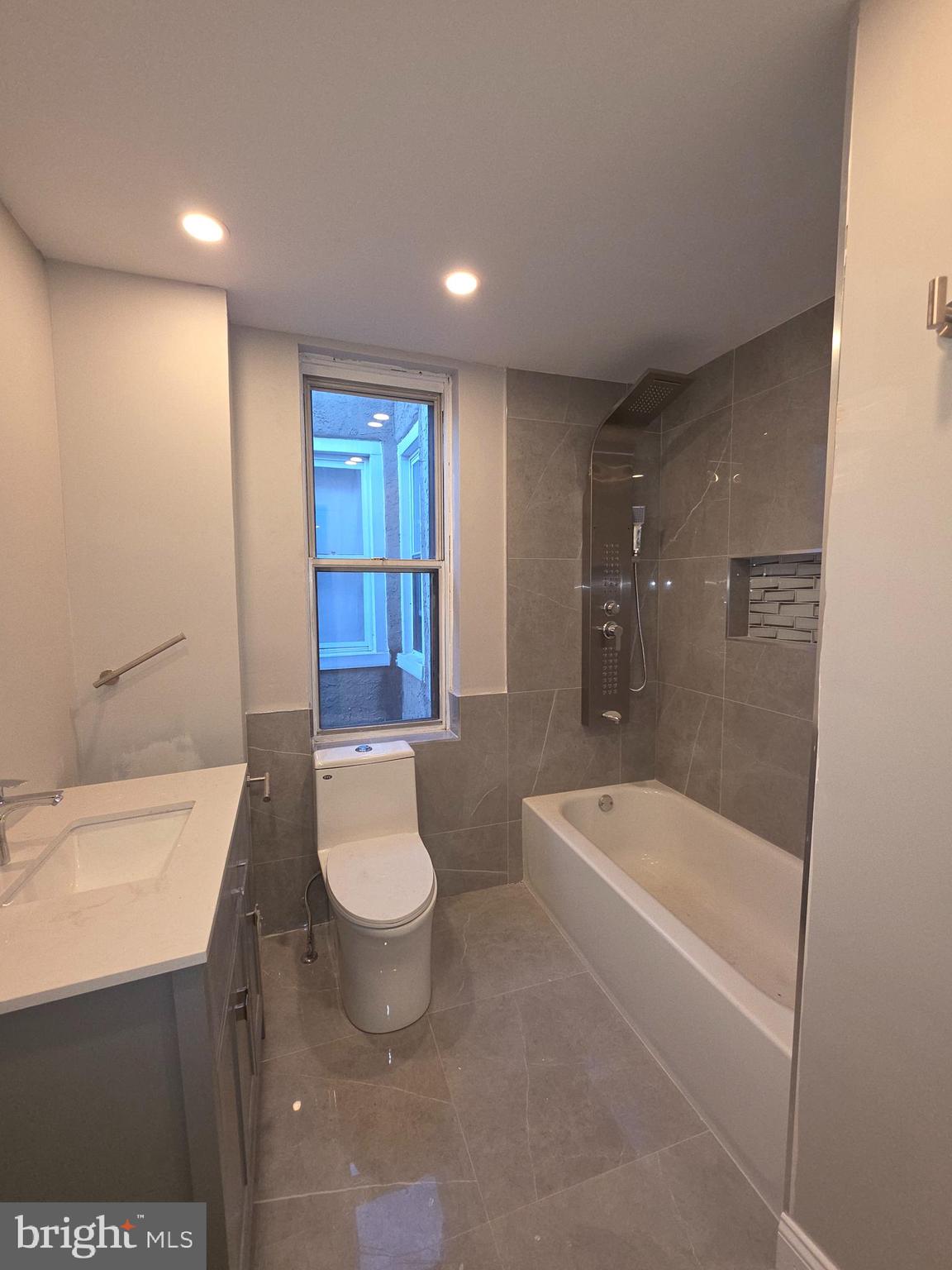 122 N 54TH STREET