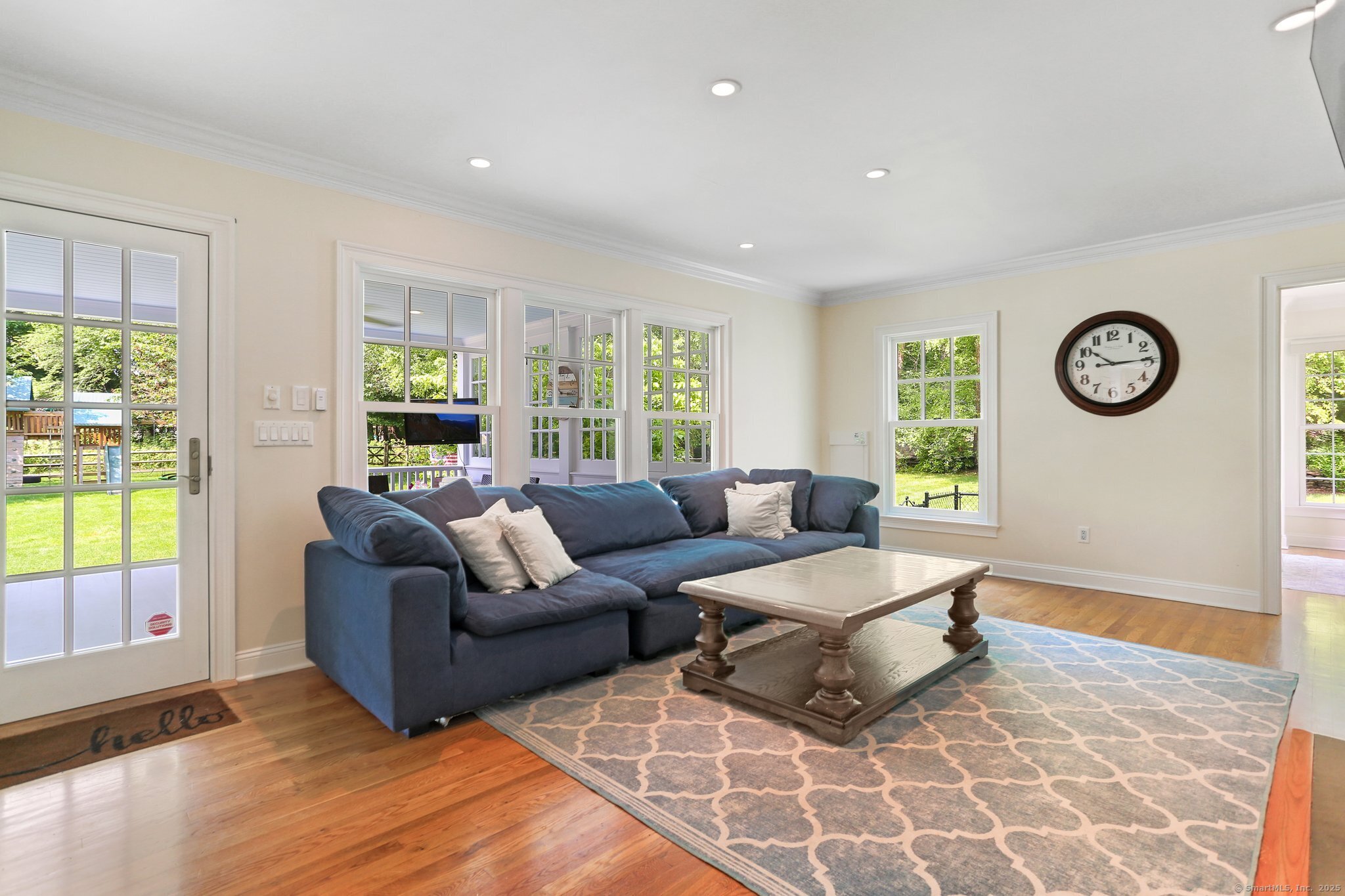 1615 Cross Highway