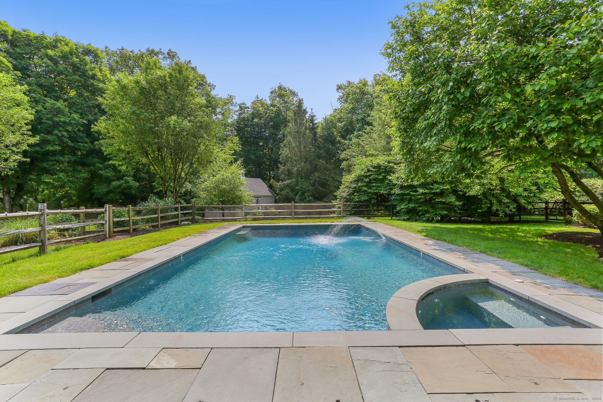 1615 Cross Highway