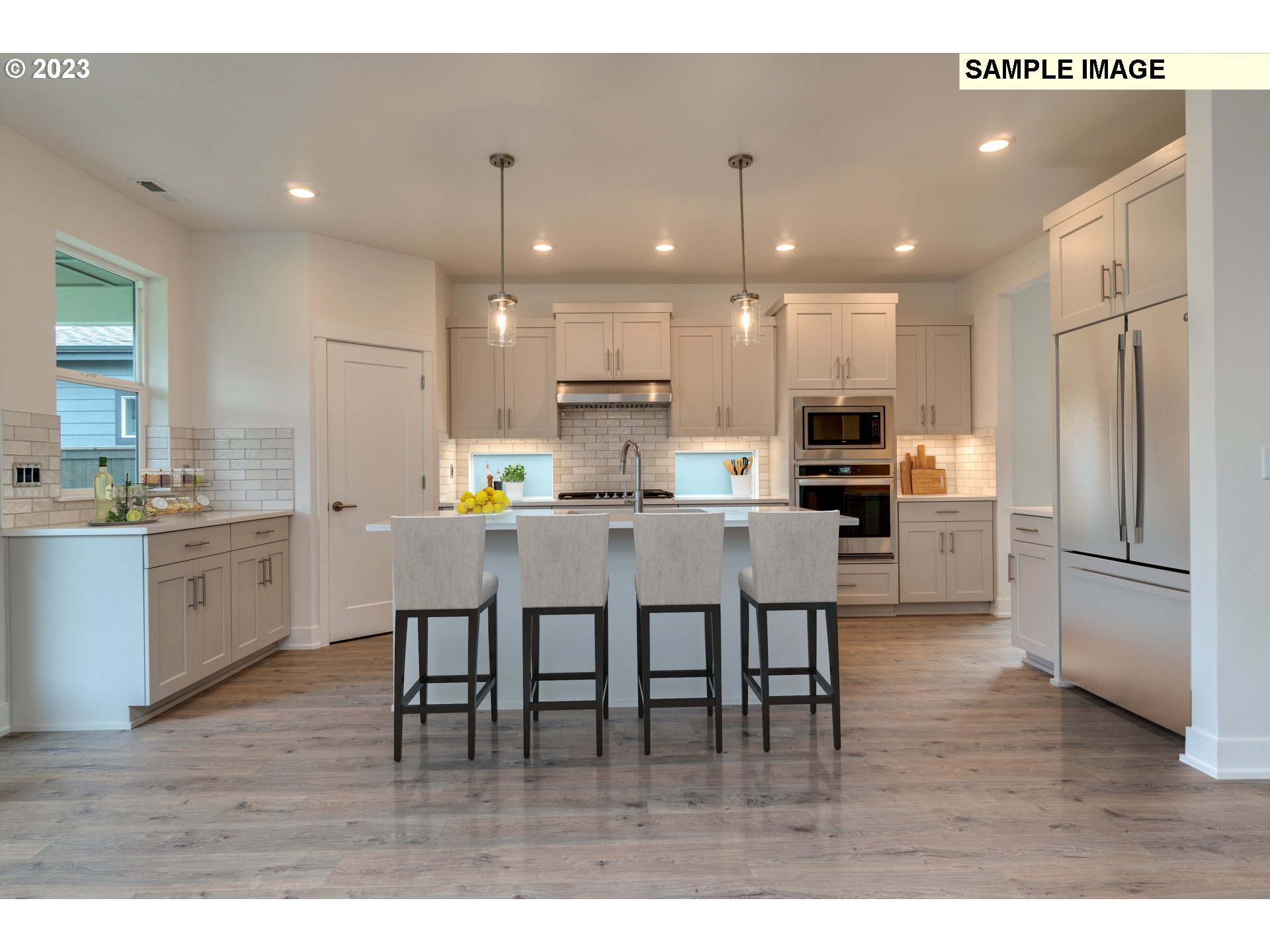 4523 S Green Pastures Dr