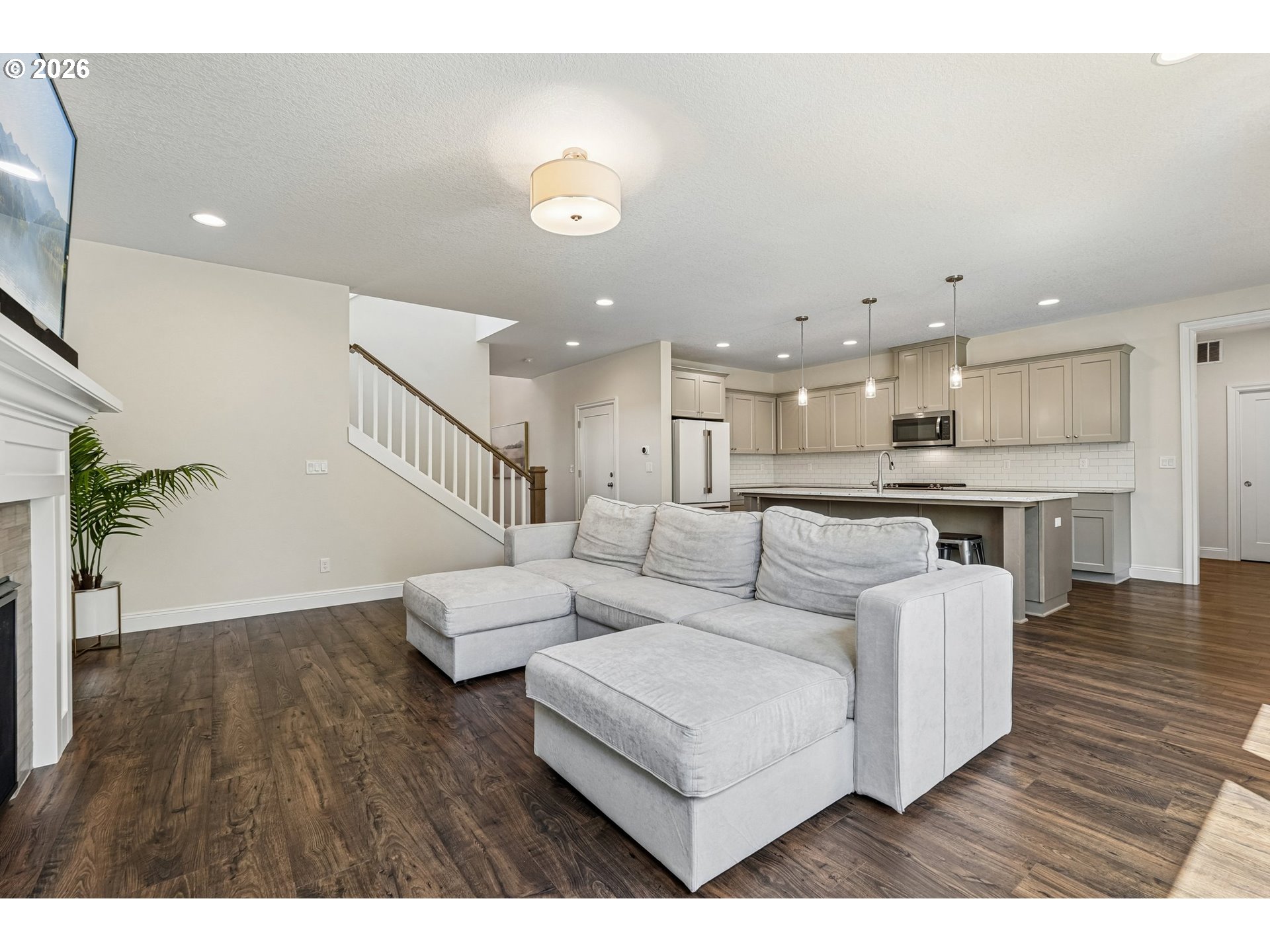 12690 VILLARD PL