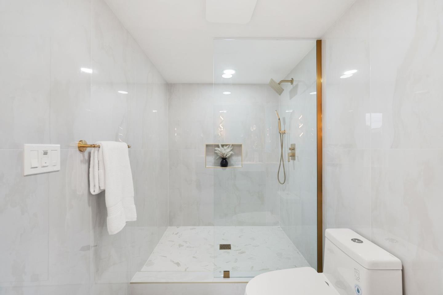 1711 Silver Meadow CT
