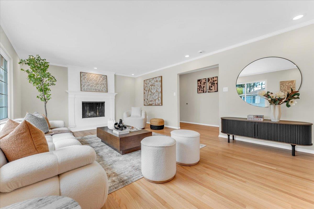 2800 Chabot DR