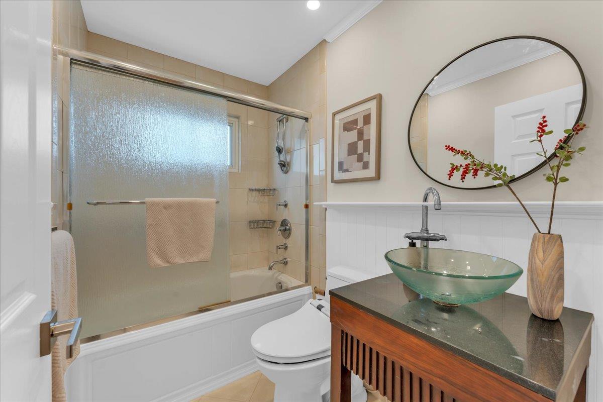 2800 Chabot DR