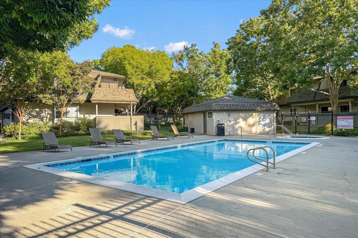 3346 Shadow Park Place