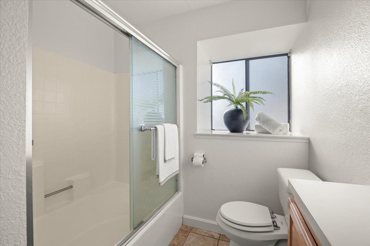 3346 Shadow Park Place