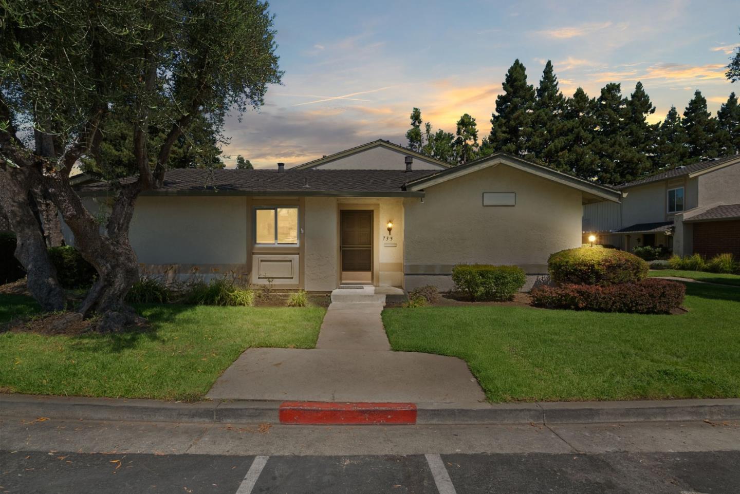 735 Winstead Terrace
