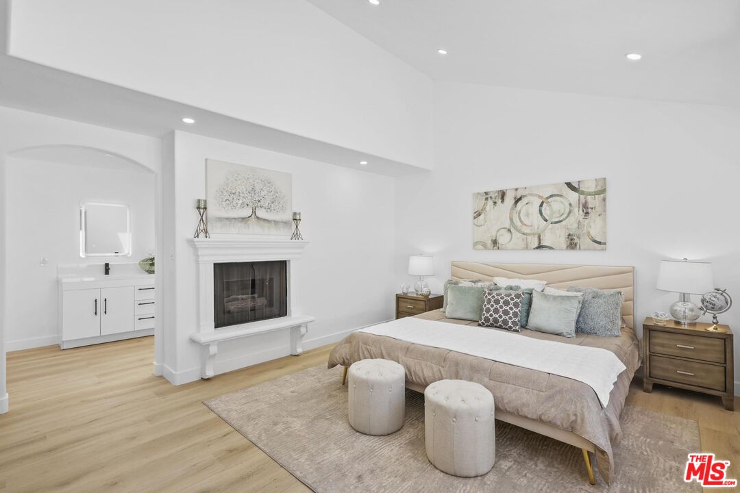 22330 Meyler St Unit: 59