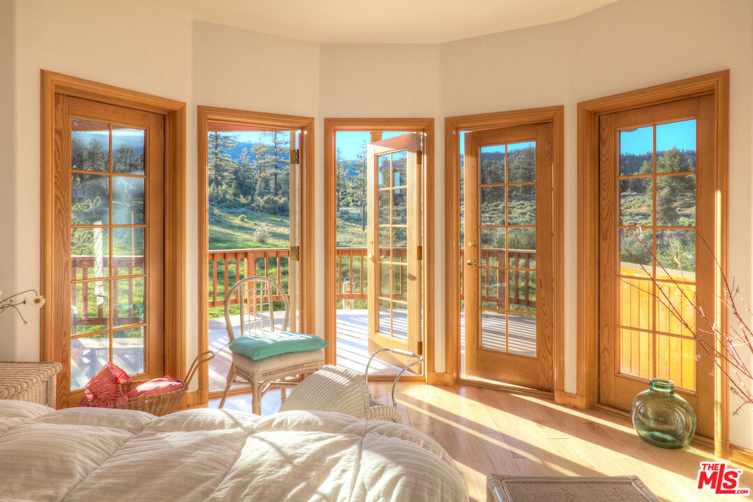 33224 Seymour Canyon Rd