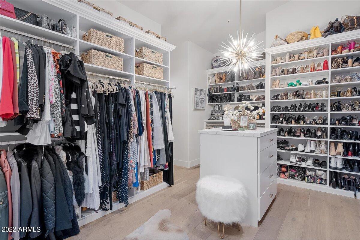 8433 E WHISPERING WIND Drive