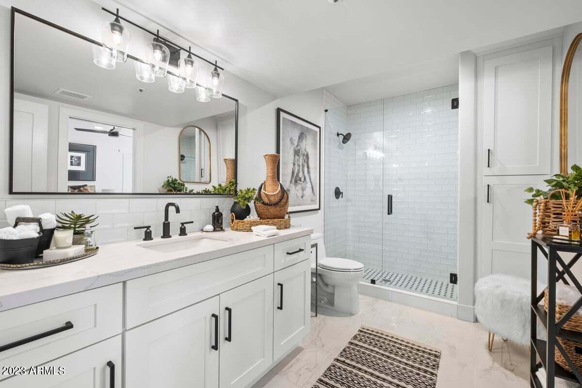 8433 E WHISPERING WIND Drive