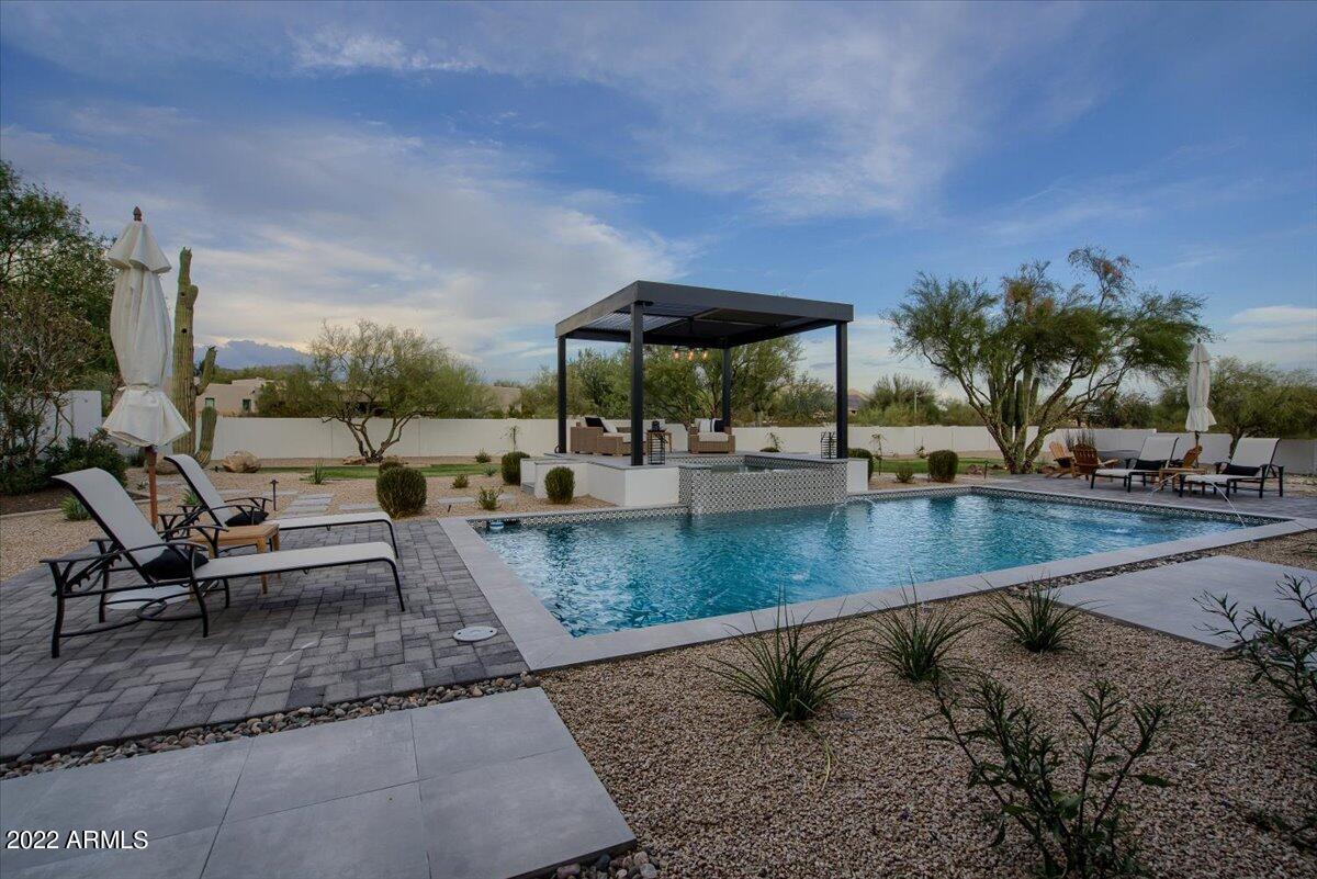 8433 E WHISPERING WIND Drive