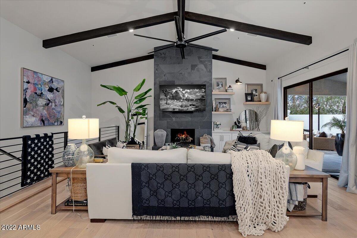 8433 E WHISPERING WIND Drive