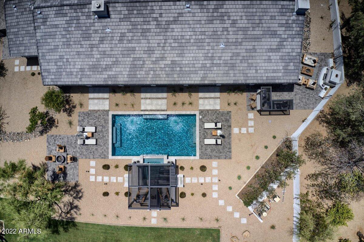 8433 E WHISPERING WIND Drive