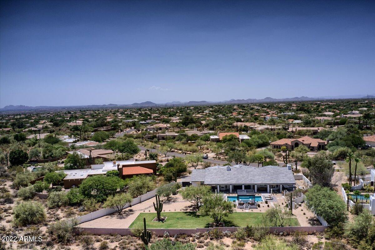 8433 E WHISPERING WIND Drive