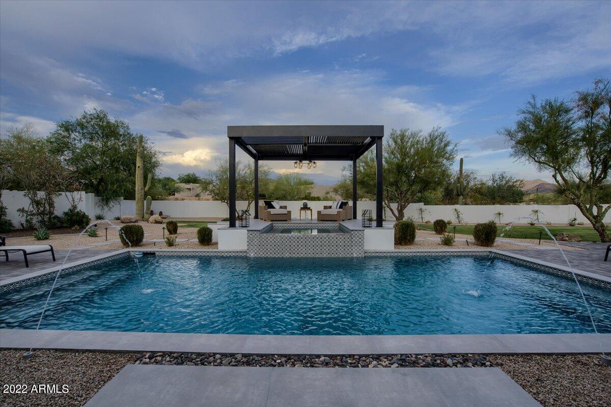 8433 E WHISPERING WIND Drive