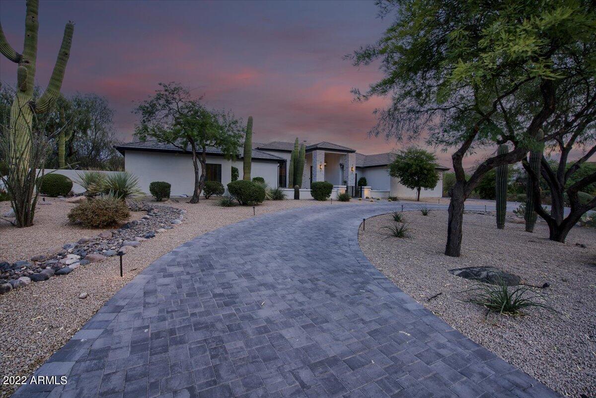 8433 E WHISPERING WIND Drive