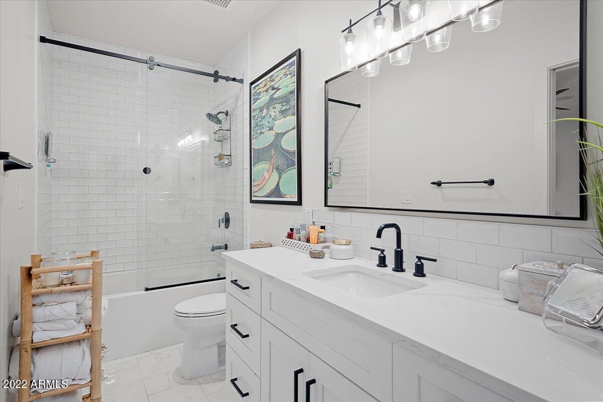 8433 E WHISPERING WIND Drive