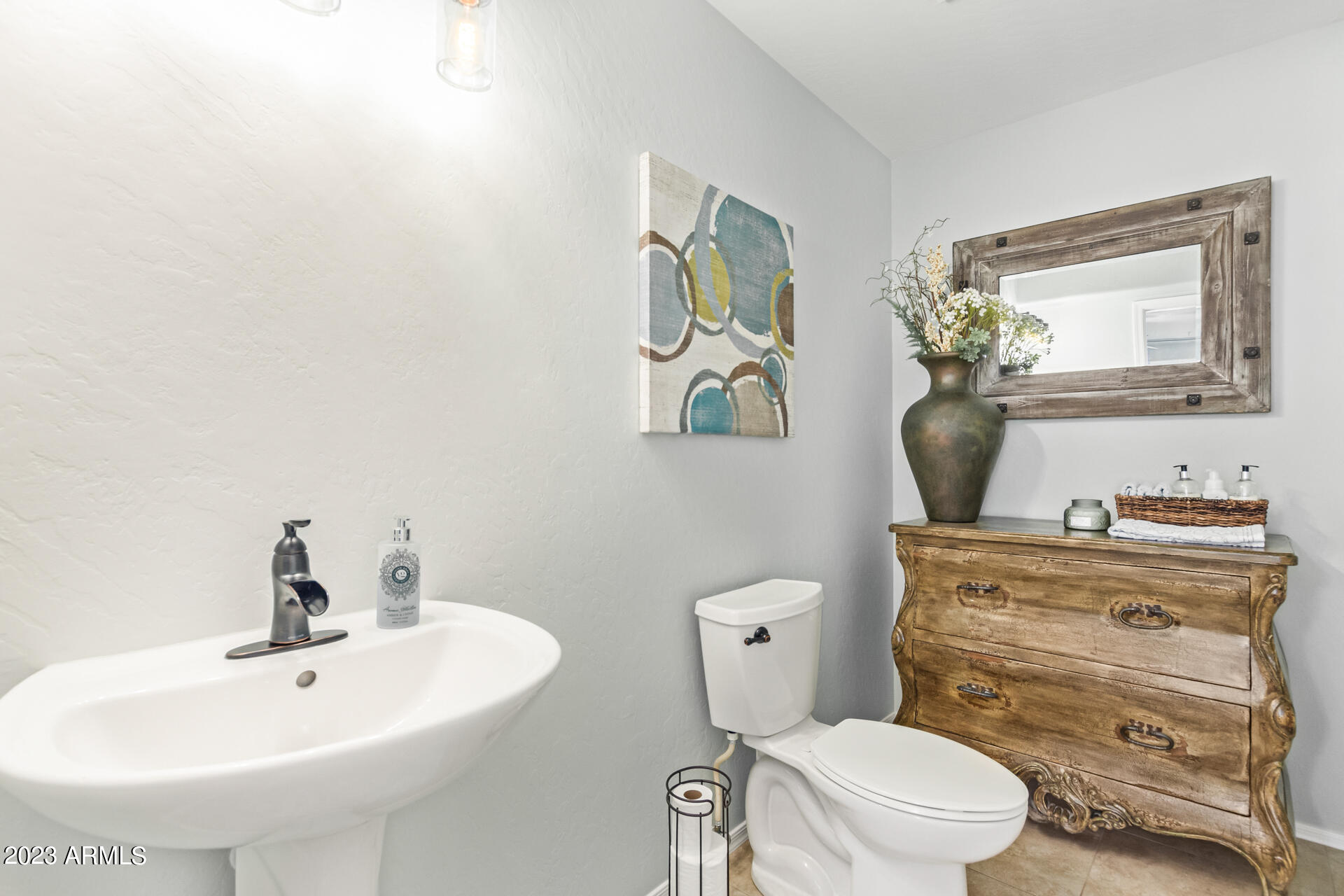 7474 E DESERT VISTA Road