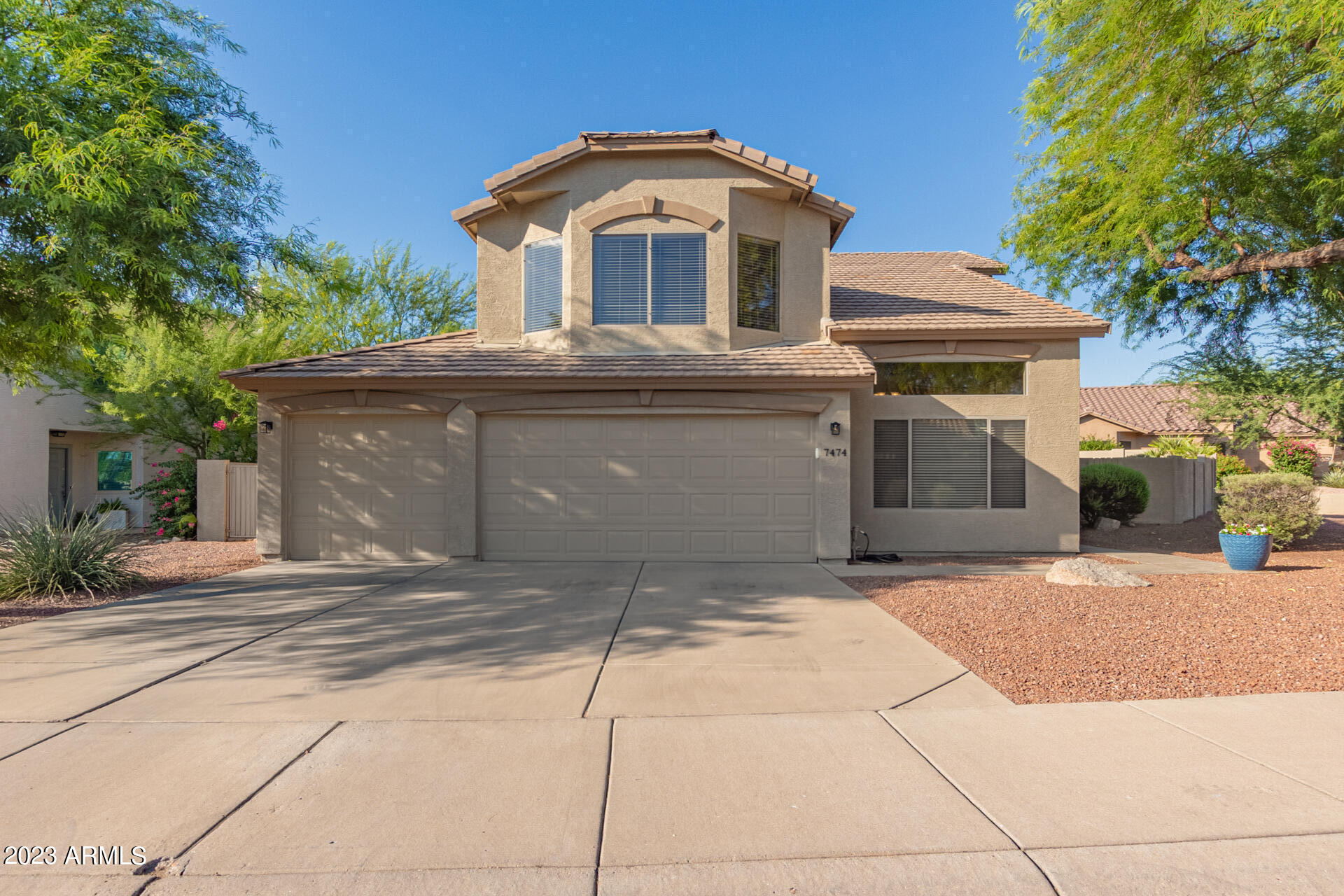 7474 E DESERT VISTA Road