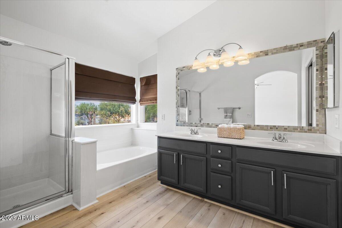 4282 E CREOSOTE Drive