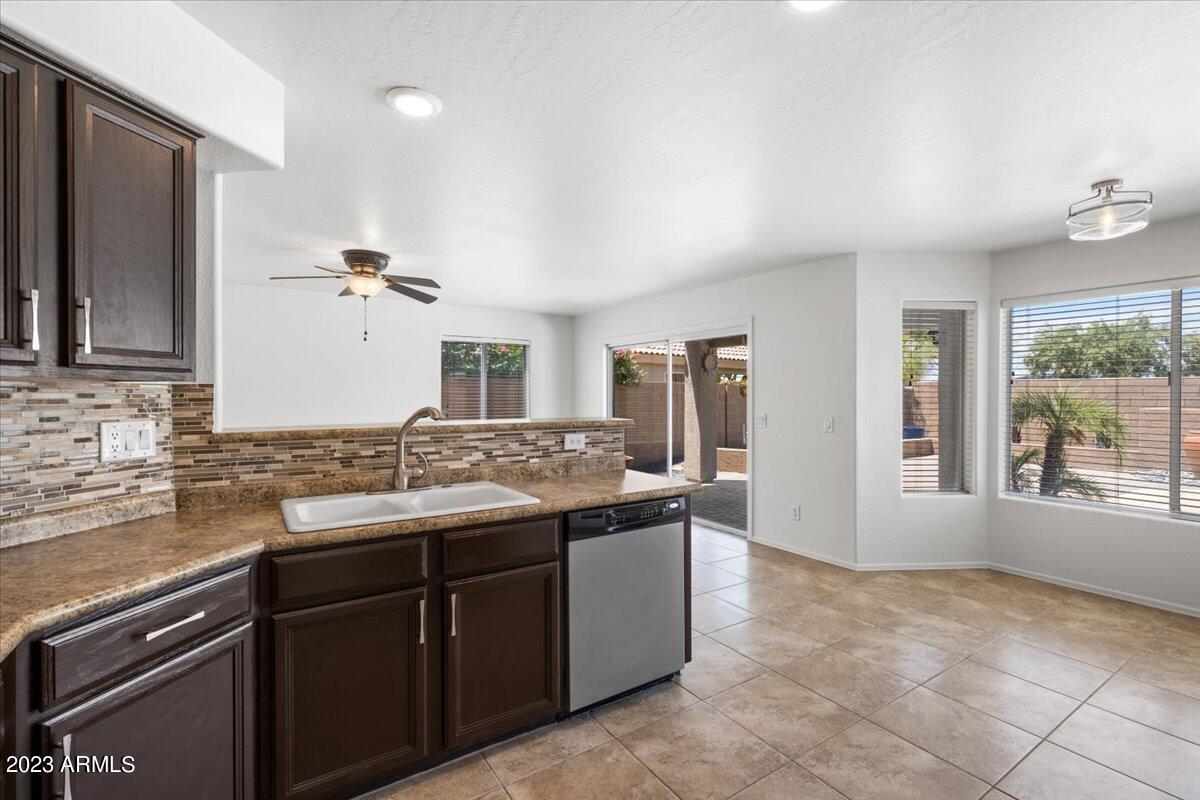 4282 E CREOSOTE Drive