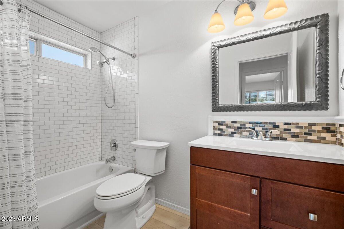 4282 E CREOSOTE Drive