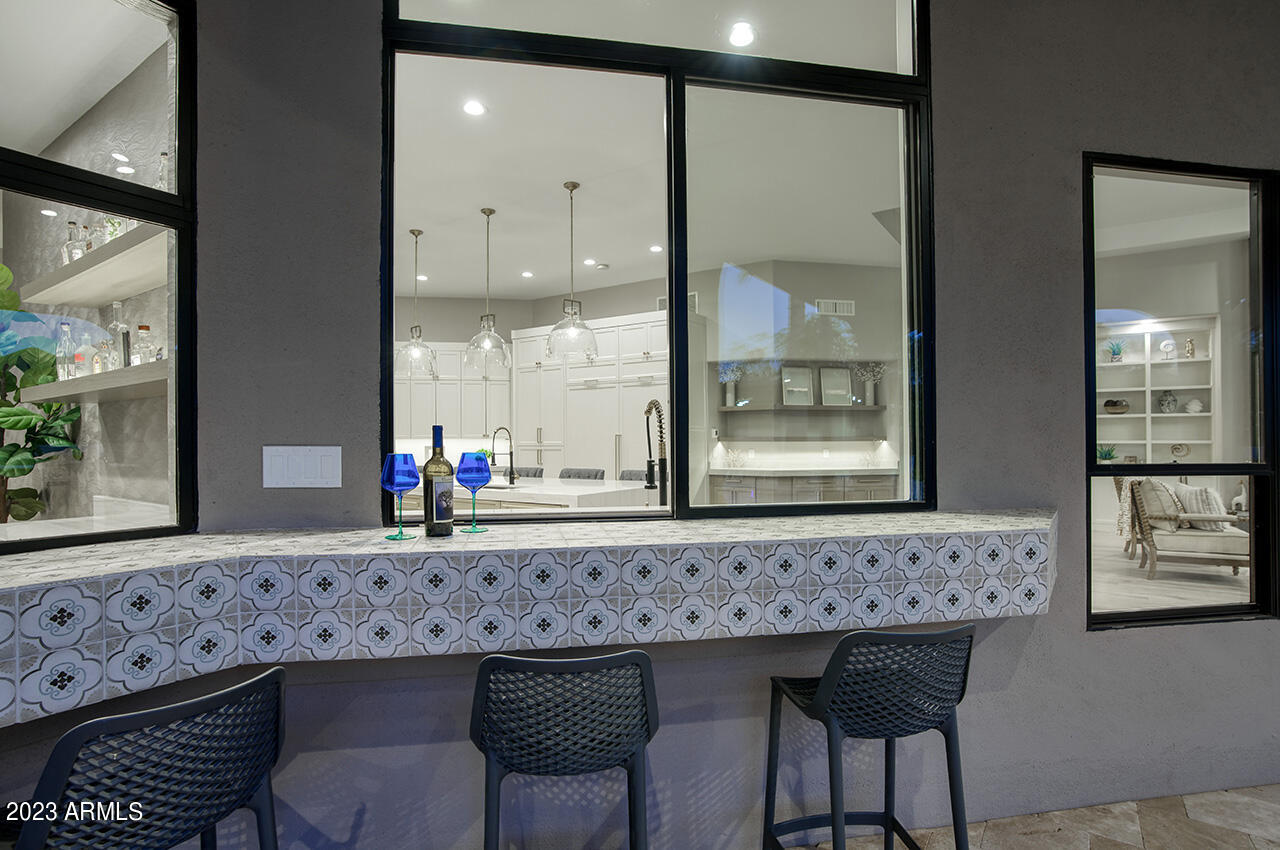 4456 E Valley Vista Lane