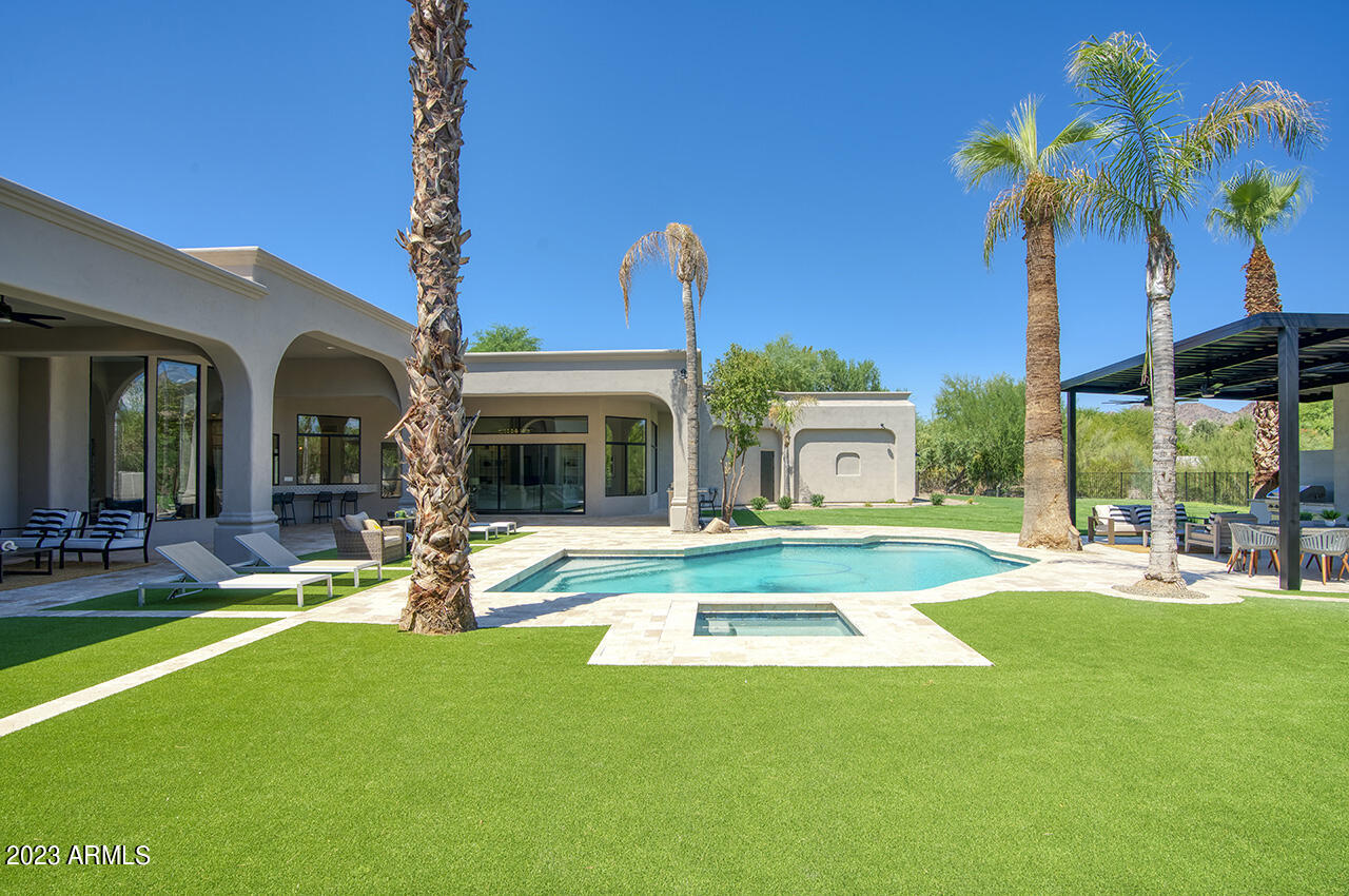 4456 E Valley Vista Lane