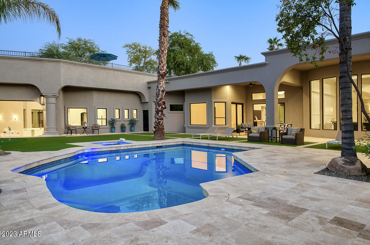 4456 E Valley Vista Lane