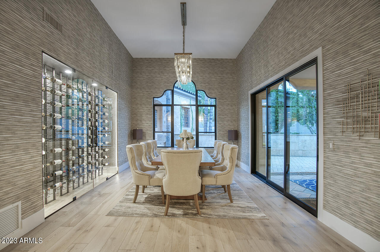 4456 E Valley Vista Lane