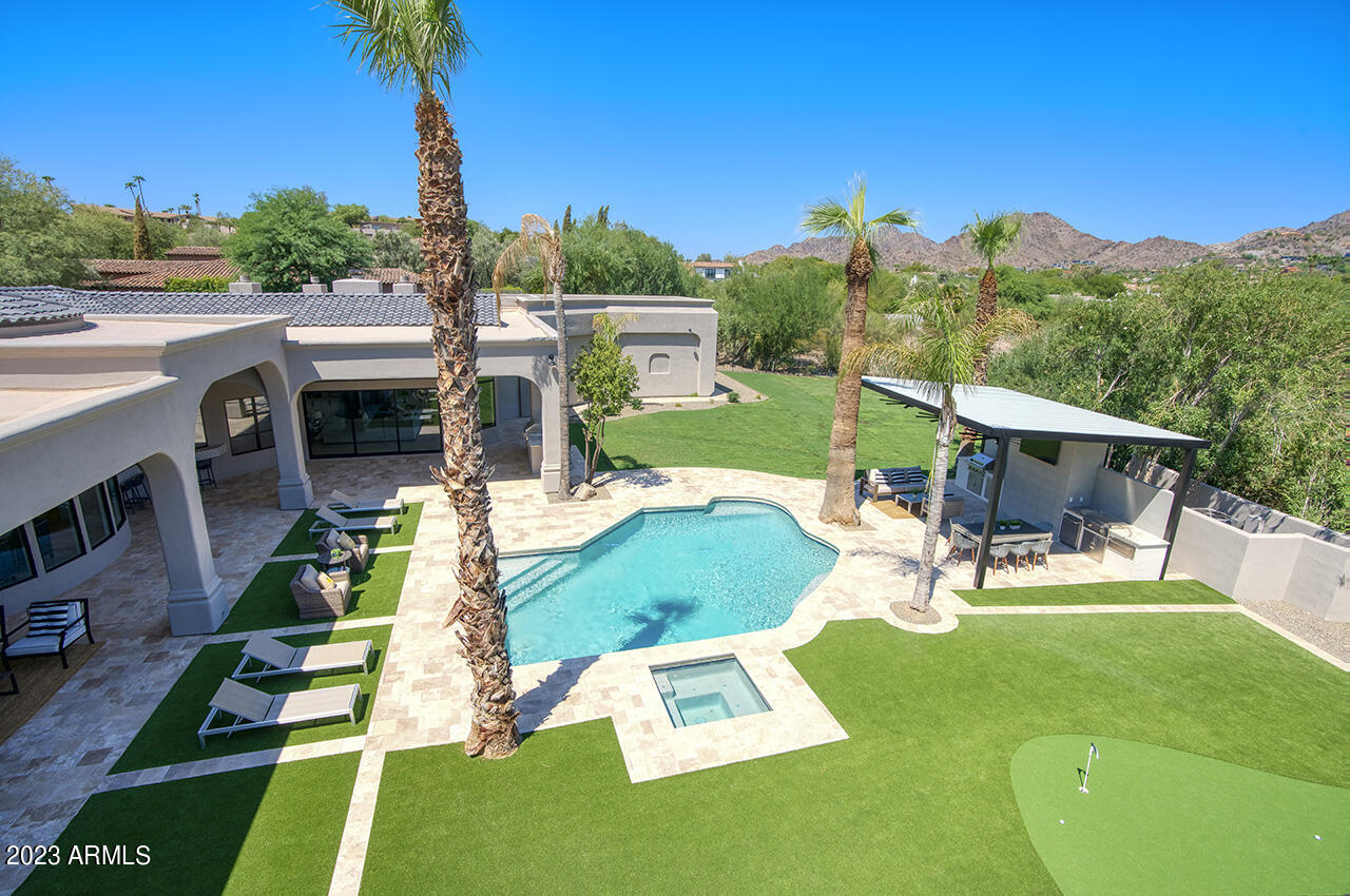 4456 E Valley Vista Lane