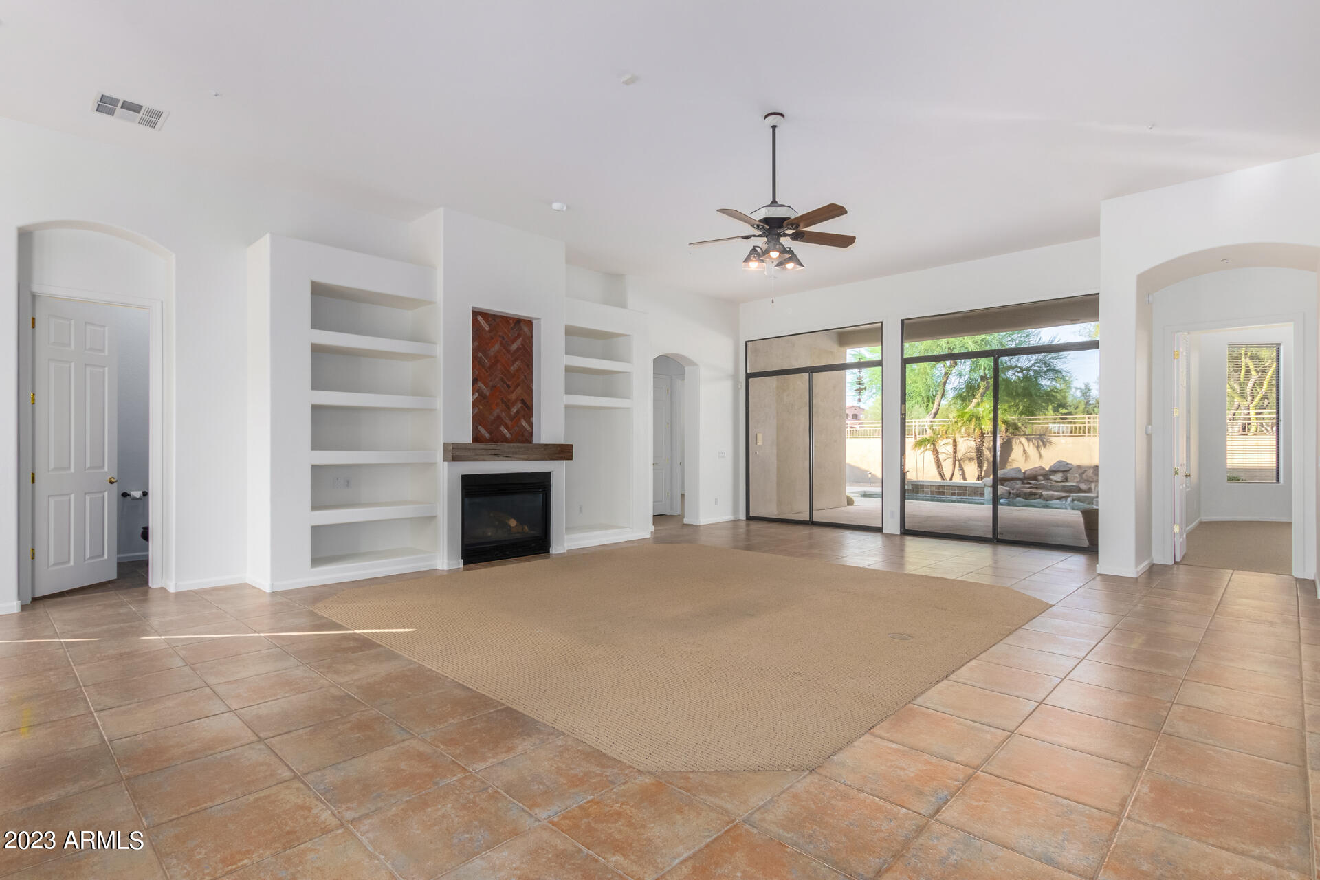 8096 E Windwood Lane