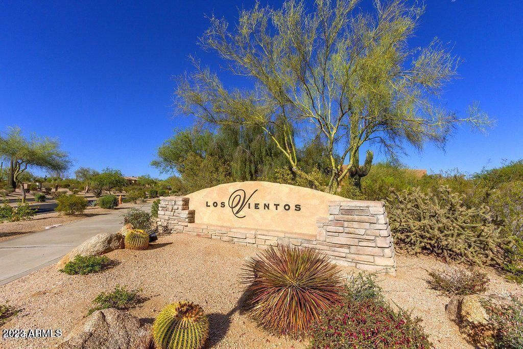 8096 E Windwood Lane