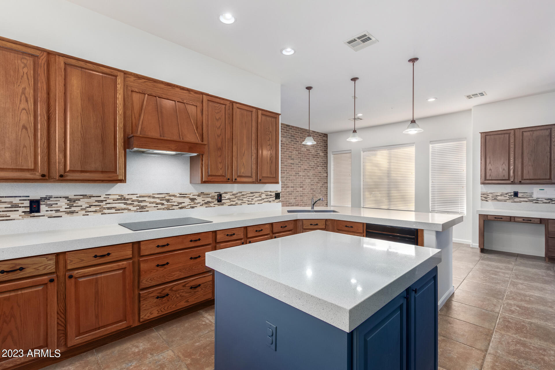 8096 E Windwood Lane