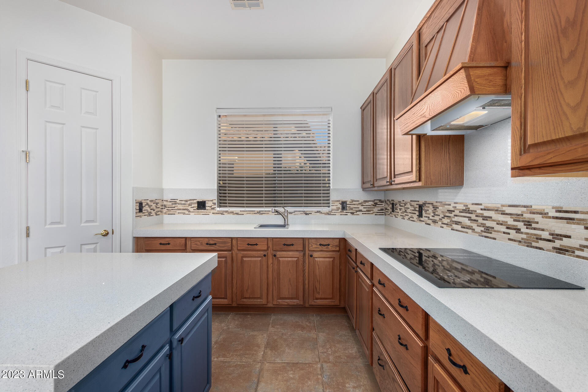 8096 E Windwood Lane