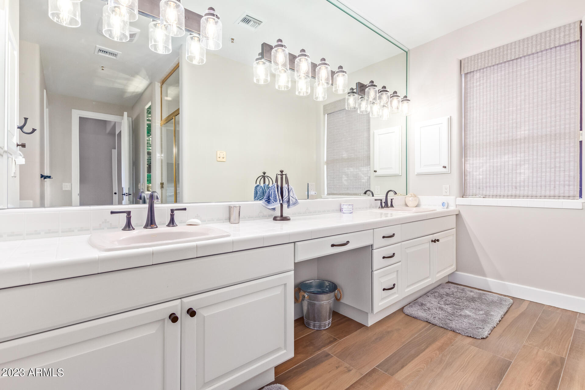 24200 N ALMA SCHOOL Road, 41