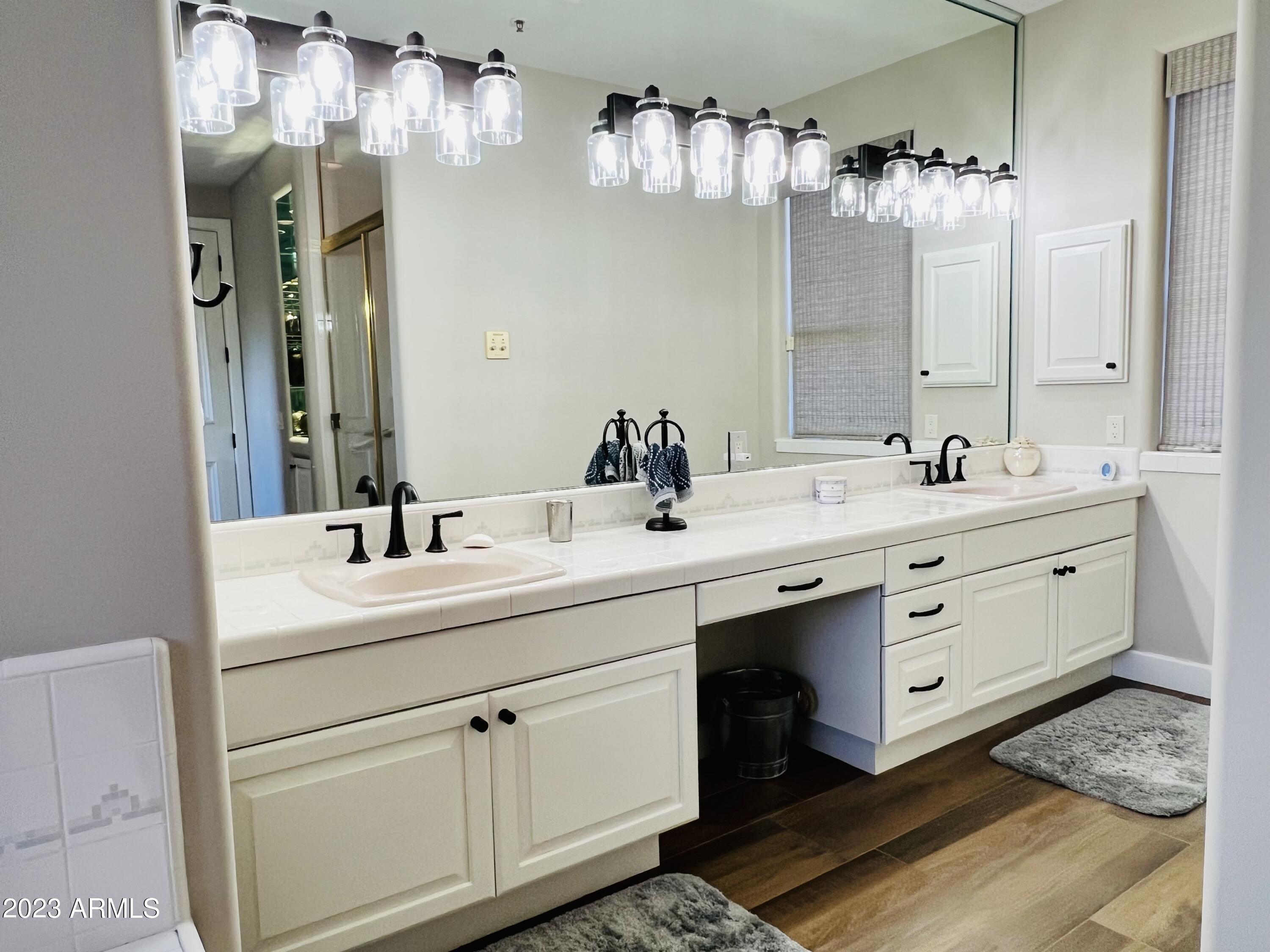 24200 N ALMA SCHOOL Road, 41