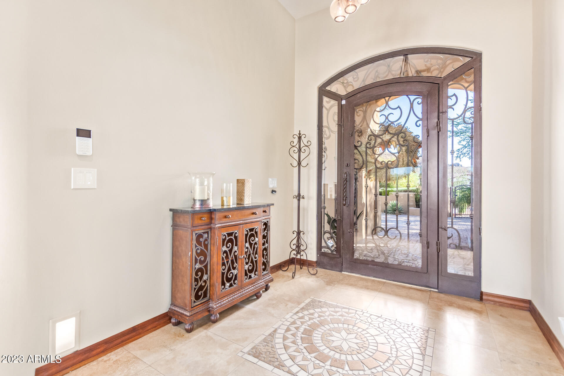 6308 W PARKSIDE Lane