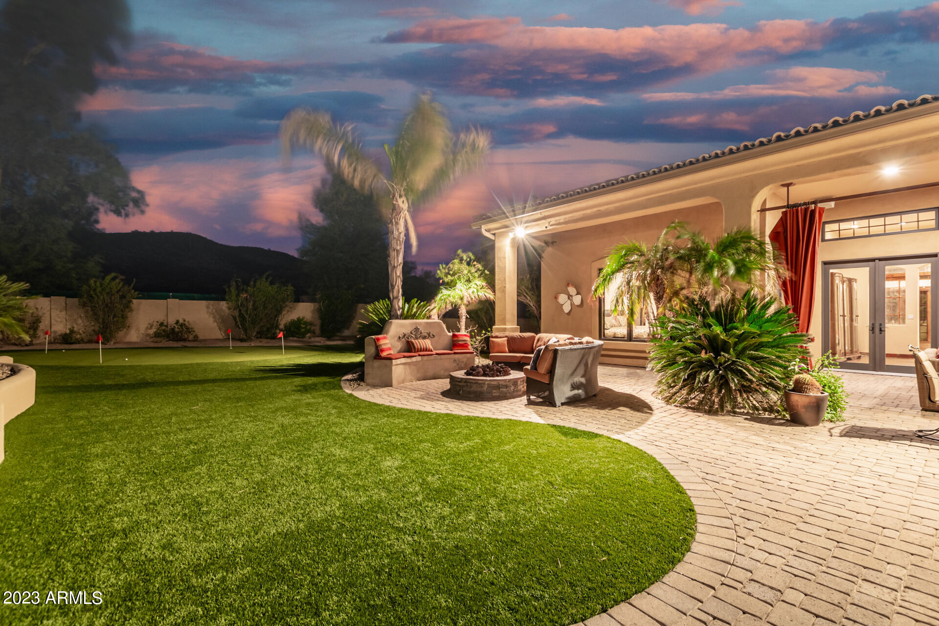 6308 W PARKSIDE Lane