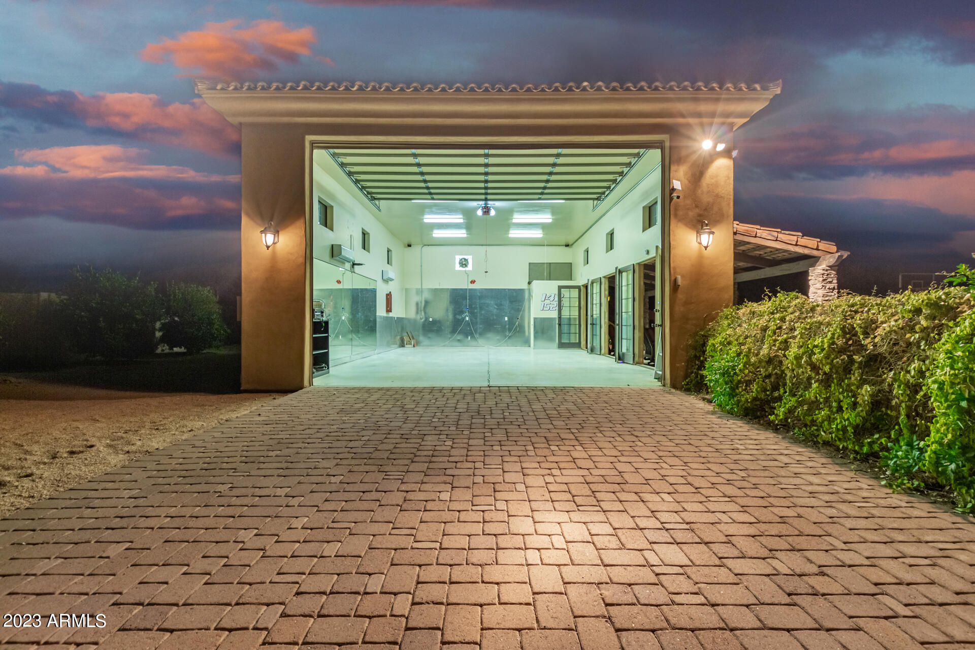 6308 W PARKSIDE Lane