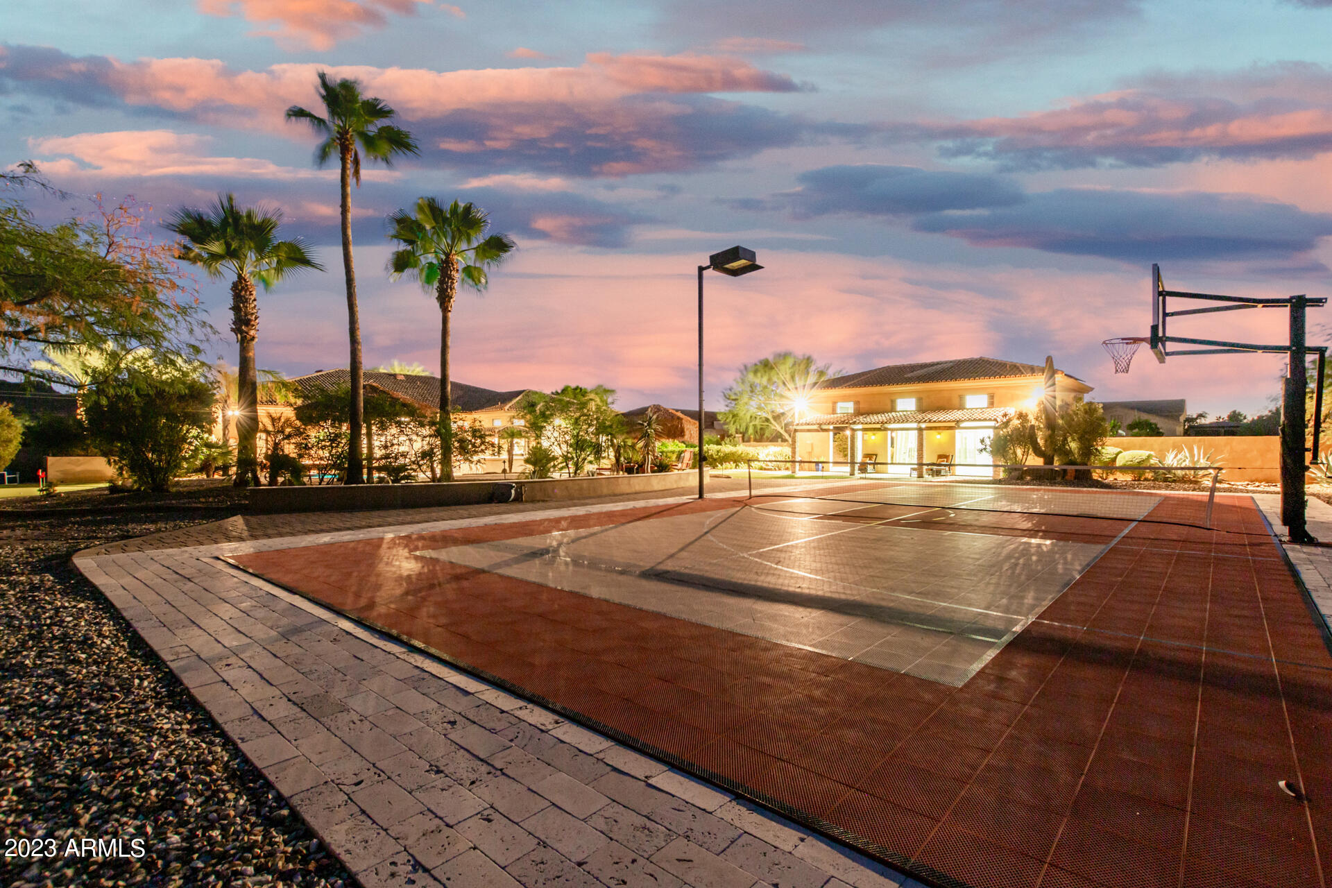 6308 W PARKSIDE Lane