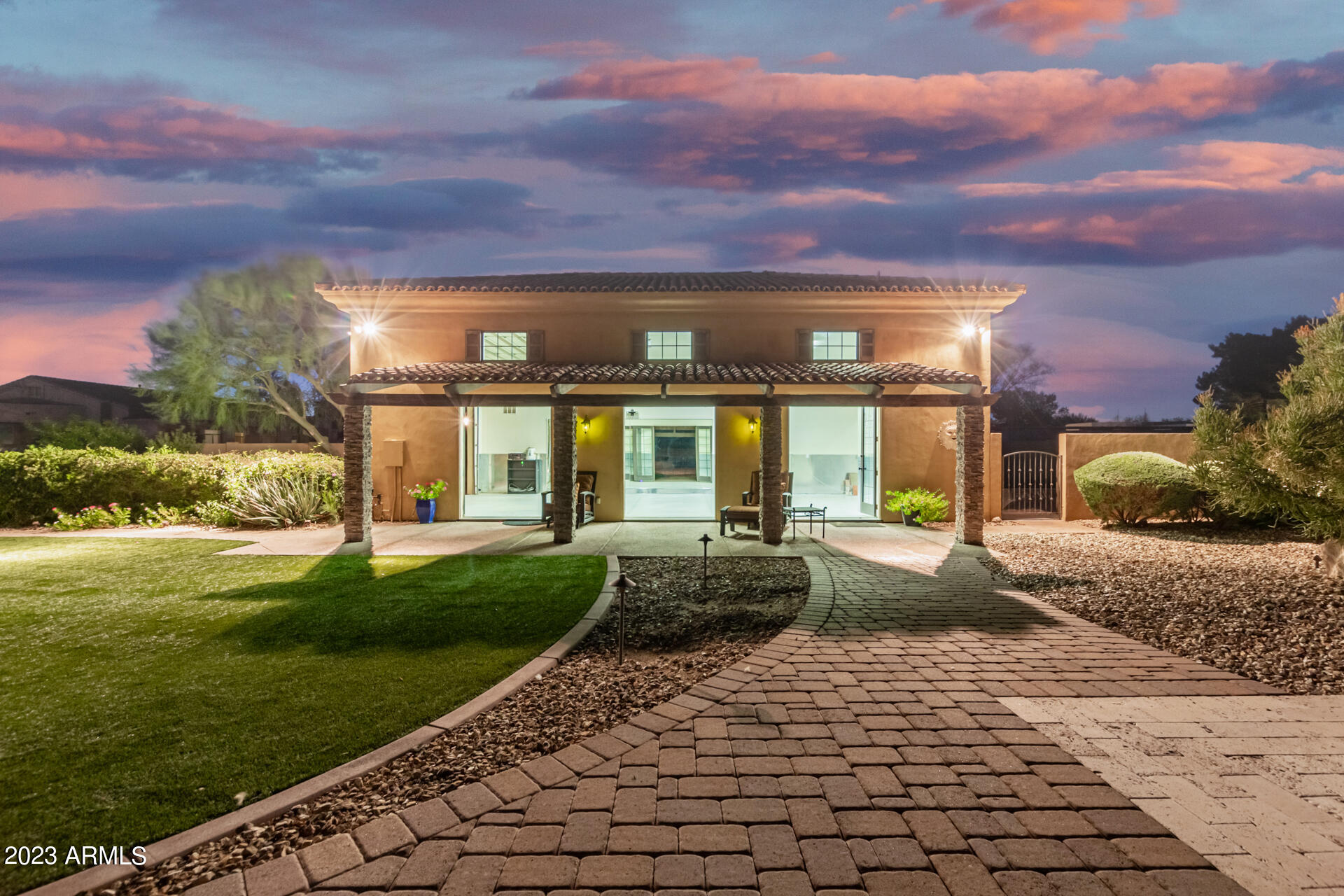 6308 W PARKSIDE Lane