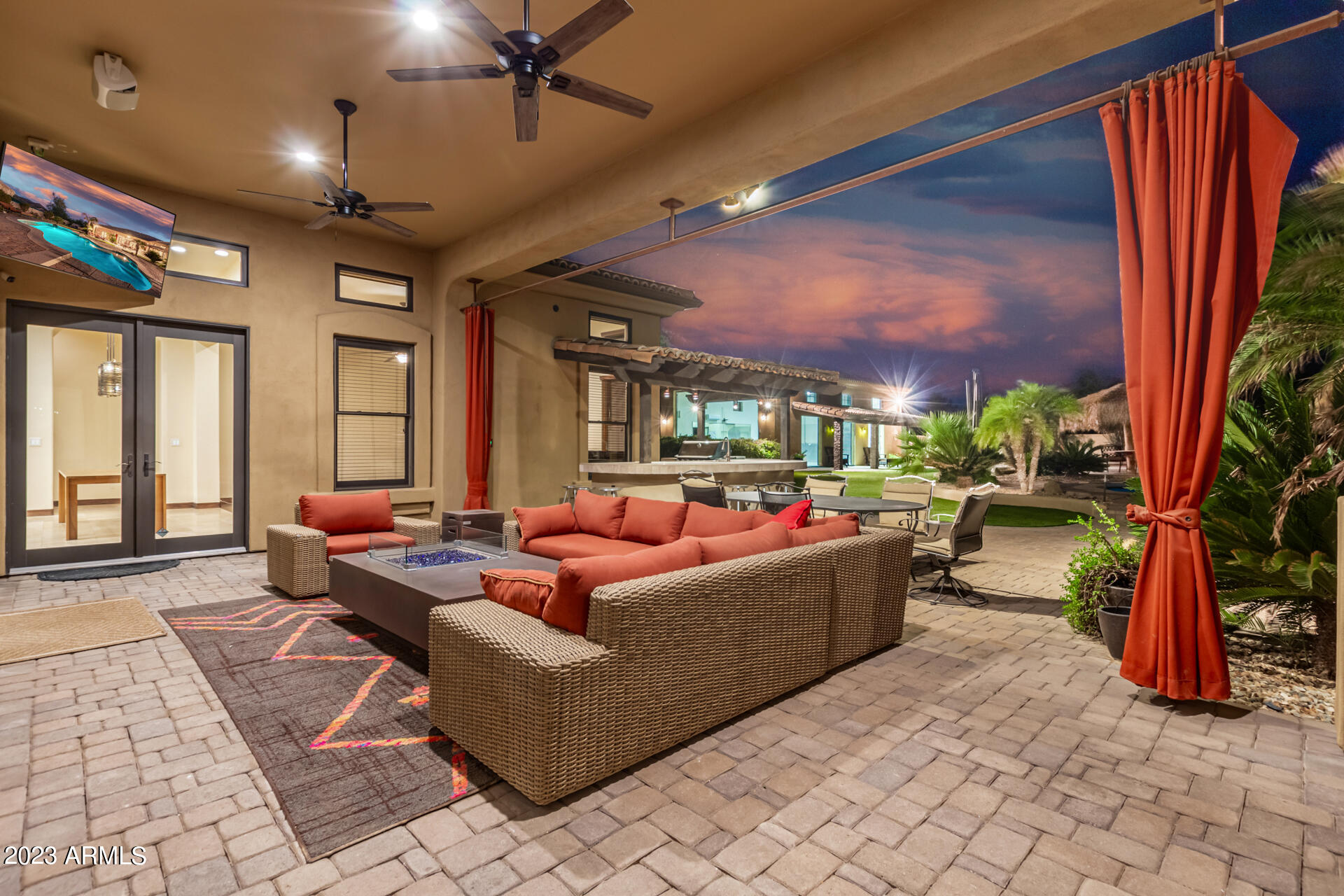 6308 W PARKSIDE Lane