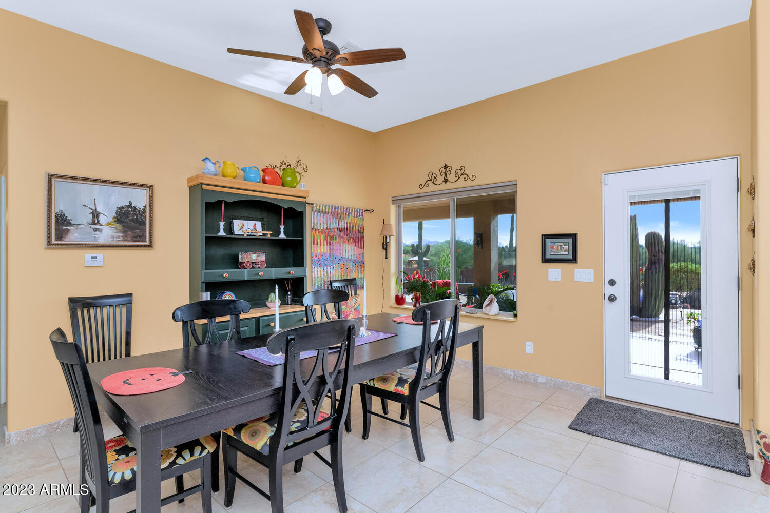 307 E DESERT HILLS Drive