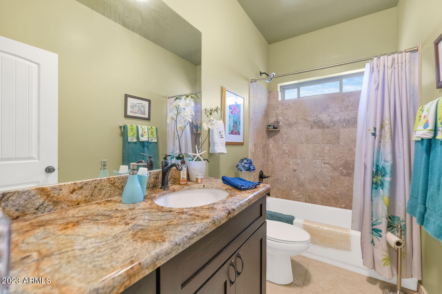 307 E DESERT HILLS Drive