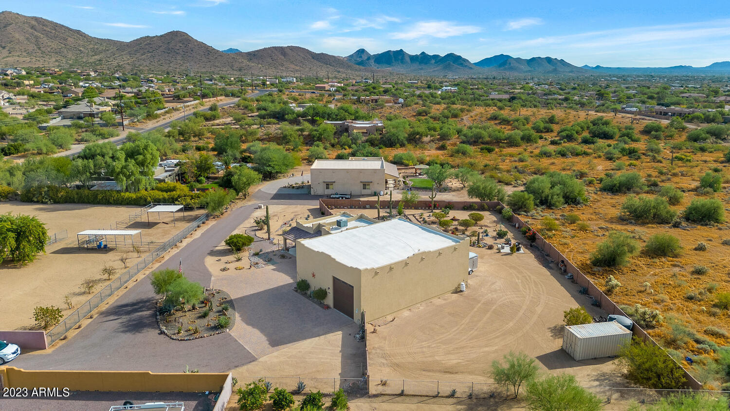 307 E DESERT HILLS Drive