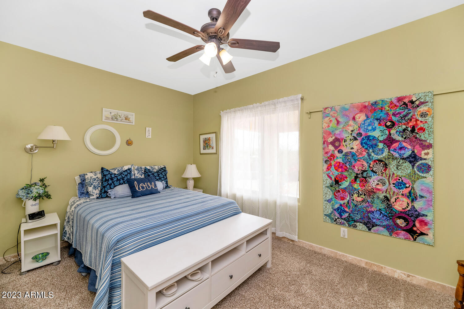 307 E DESERT HILLS Drive